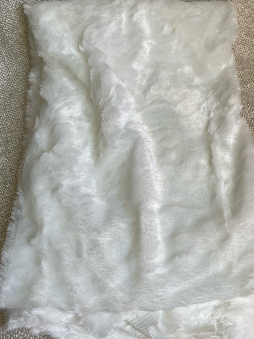 Plush Faux Fur White Fabric 1y x 33" w